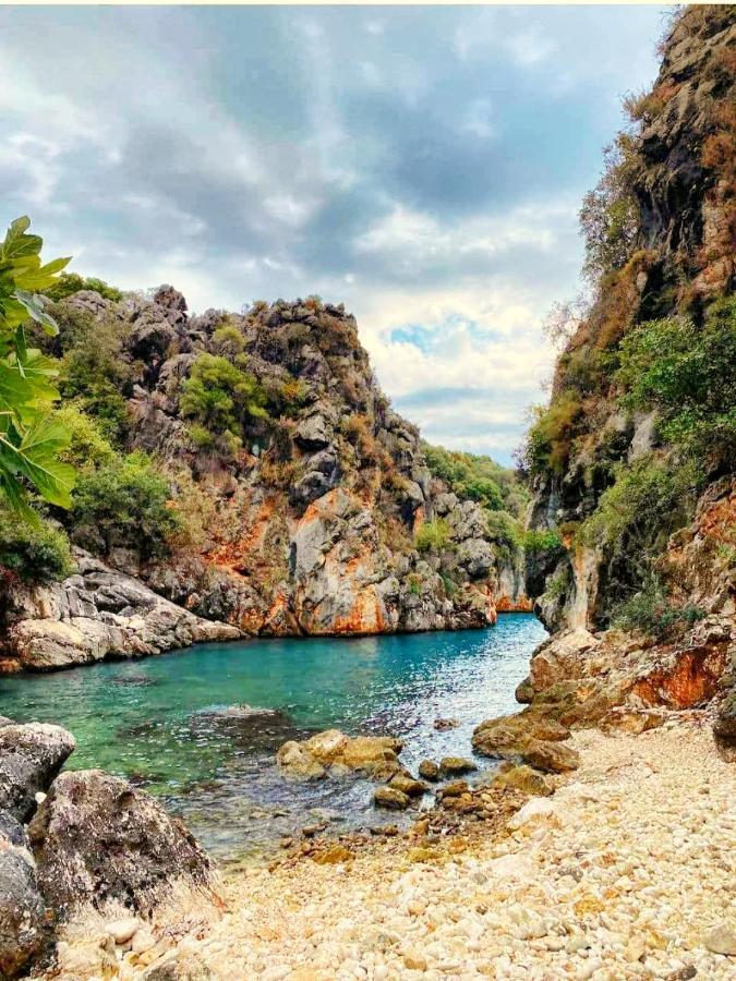 Istlada Tas Ev Apart - Kekova View Kapaklı Exterior foto